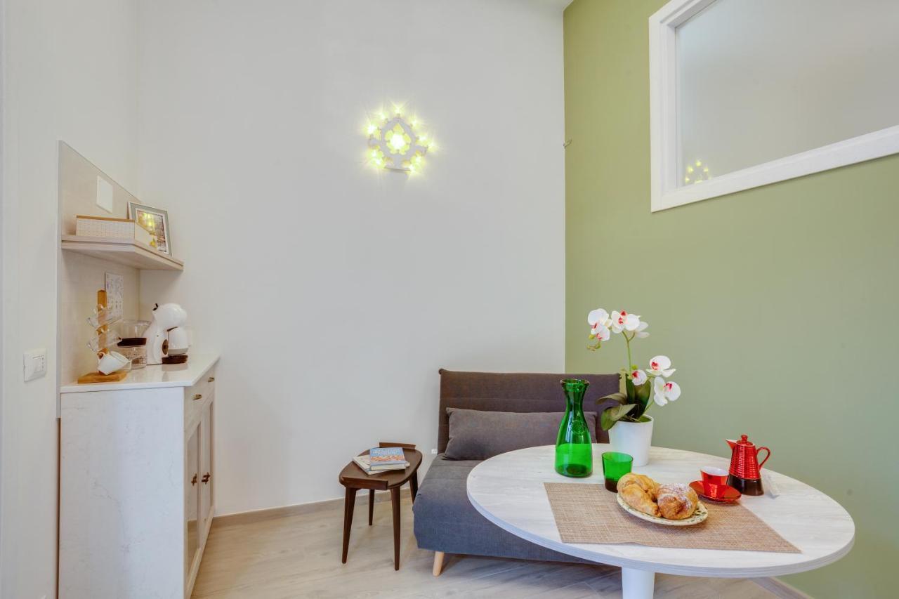 Madame Bari' Suite Apt In The Heart Of Bari Exteriér fotografie