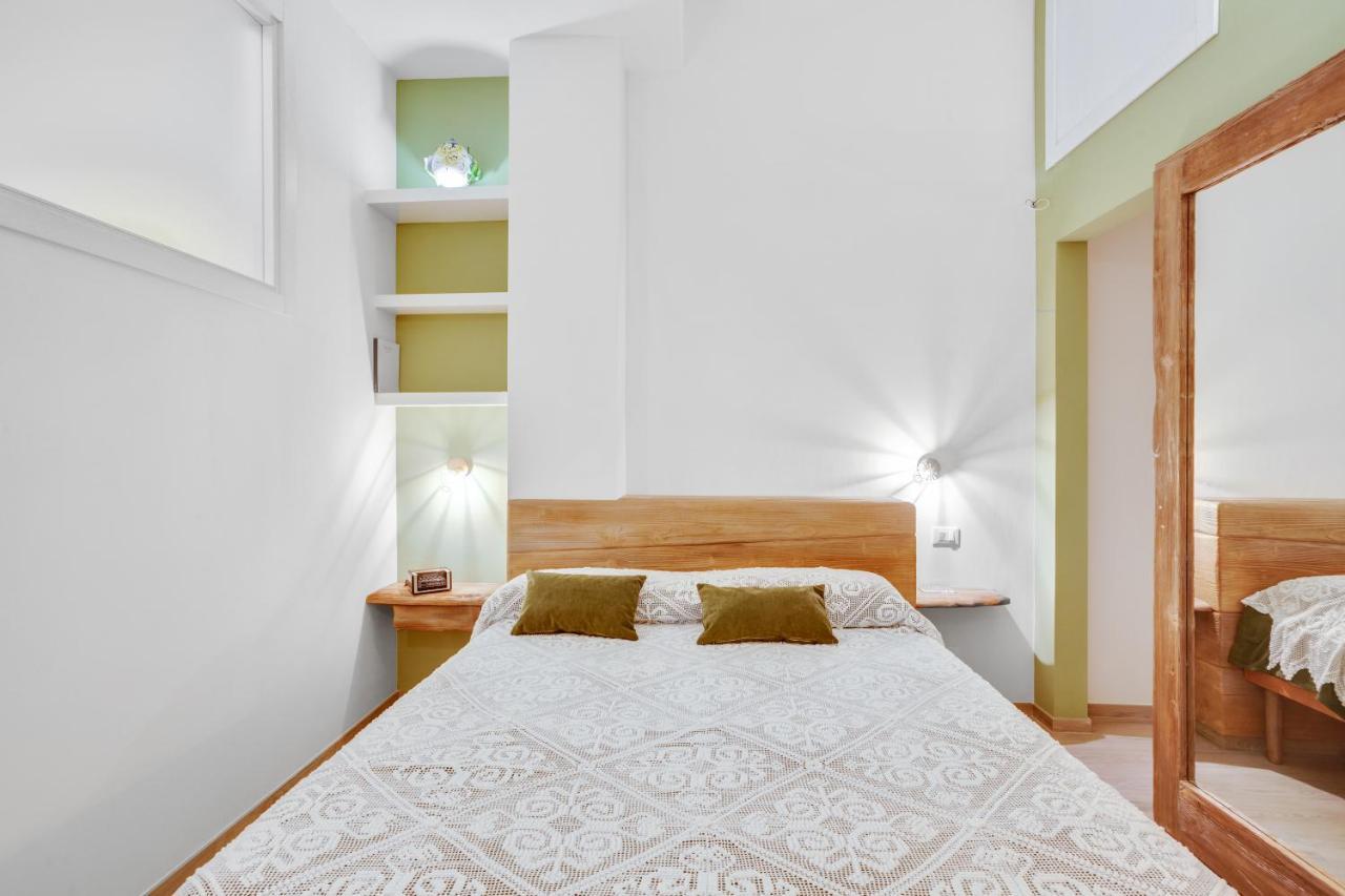 Madame Bari' Suite Apt In The Heart Of Bari Exteriér fotografie
